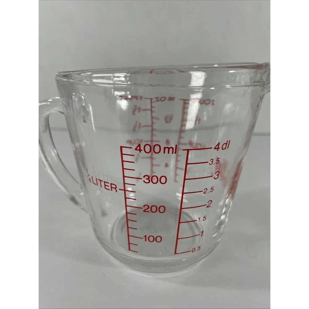 Vintage Anchor Hocking FIRE KING Measuring 2 Cup 1 Pint Glass Cool Logo # 498